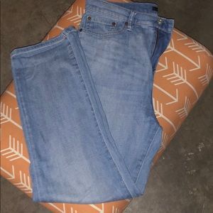 High waisted Uniqlo boyfriend fit jeans - sz 28